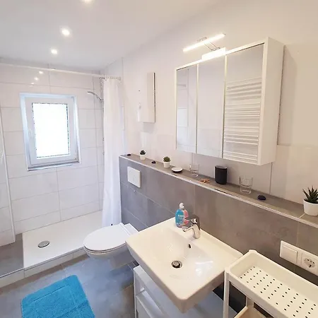 Komplett Ausgestattete Ferienwohnung In Wermelskirchen Buitenkant foto